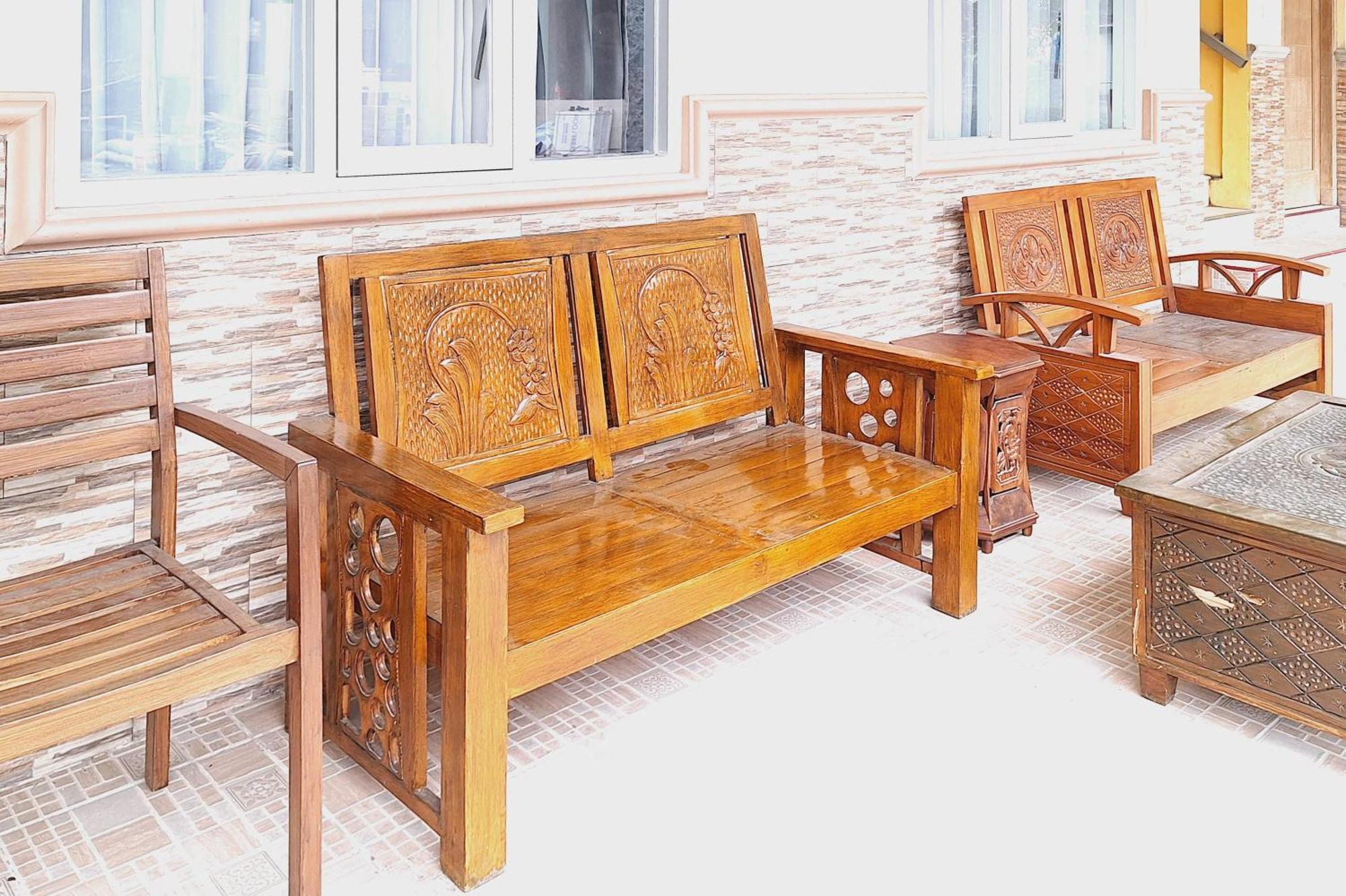 Villa Bukit Bunga Syariah Redpartner Pacet Mojokerto Buitenkant foto
