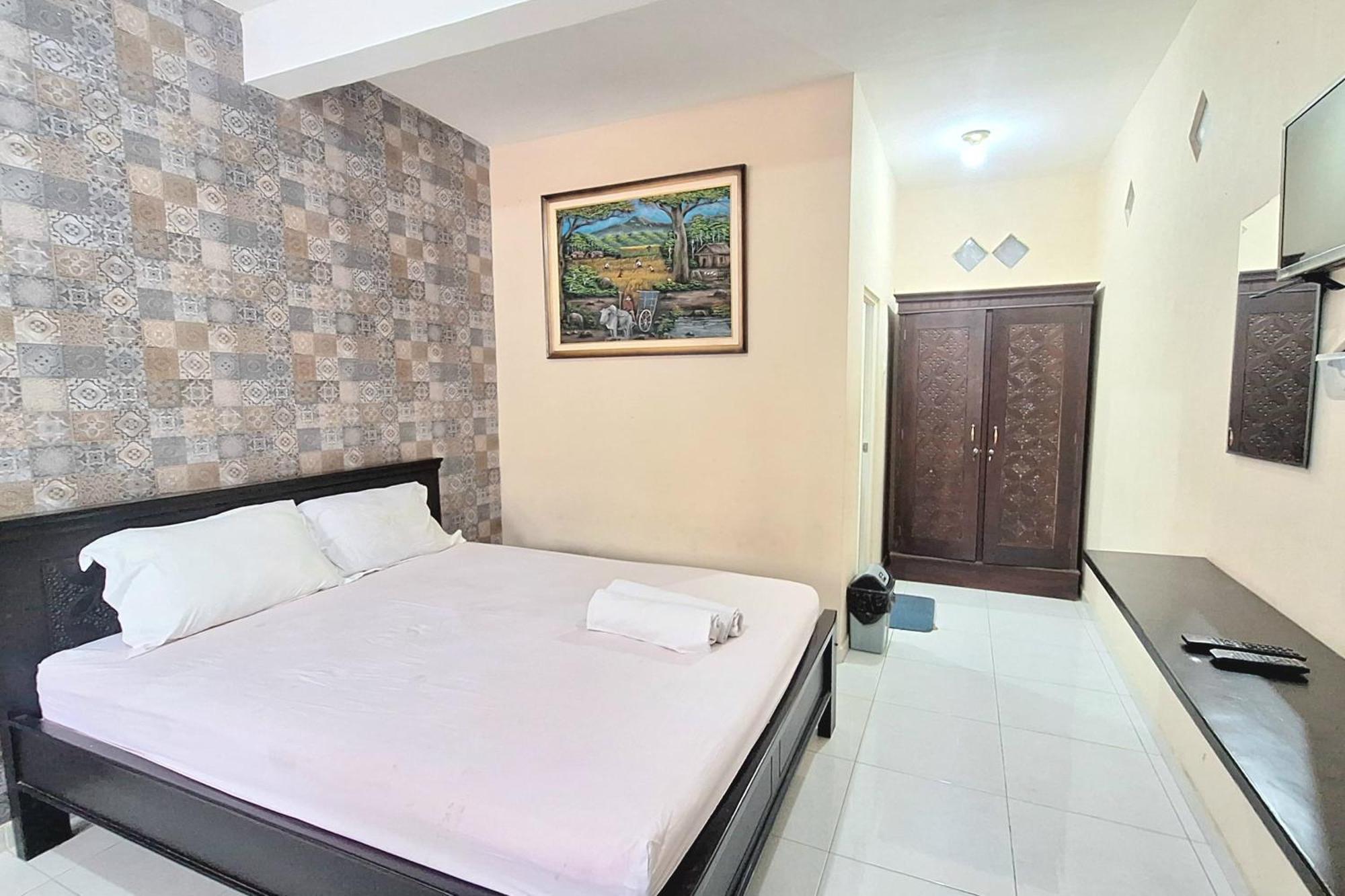 Villa Bukit Bunga Syariah Redpartner Pacet Mojokerto Buitenkant foto